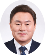 제13대 총장 이미지